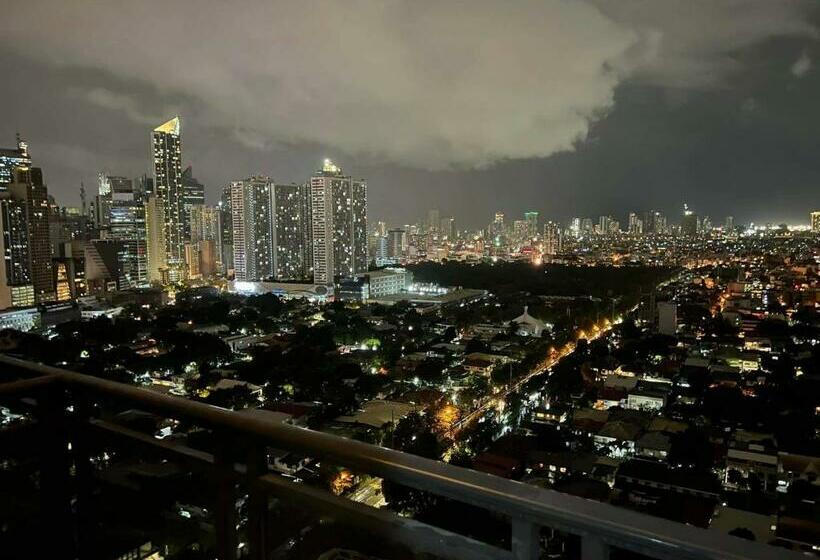 2 Bedroom Unit With 2 Balcony Poblacion Makati City