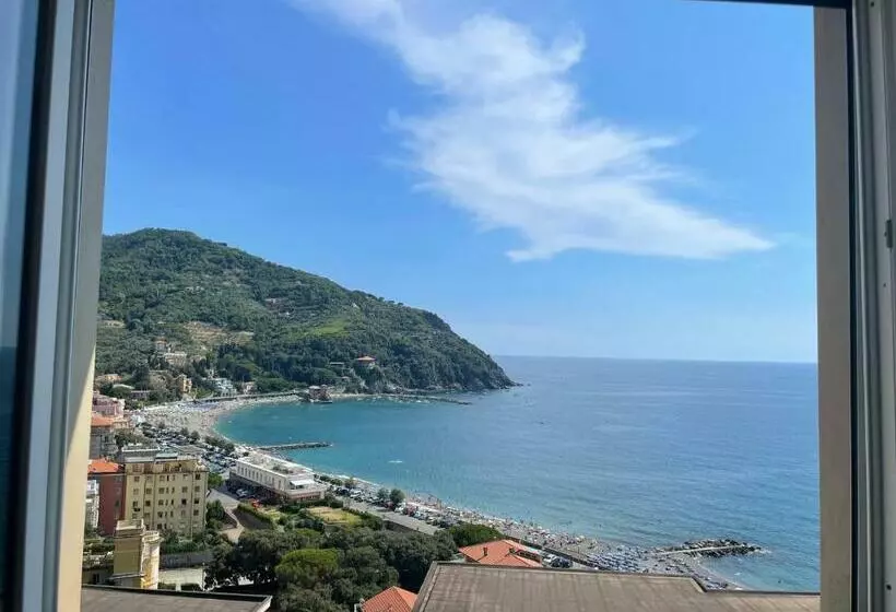 Ocean View Flat With Wi Fi, Ac And Elevator To Town