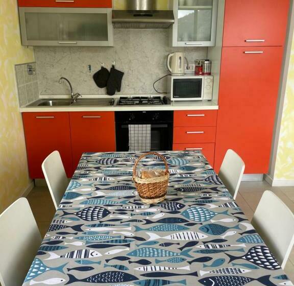 Ocean View Flat With Wi Fi, Ac And Elevator To Town