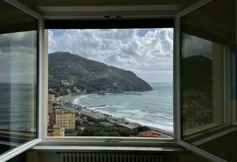Ocean View Flat With Wi Fi, Ac And Elevator To Town