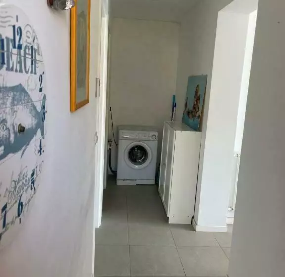 Ocean View Flat With Wi Fi, Ac And Elevator To Town