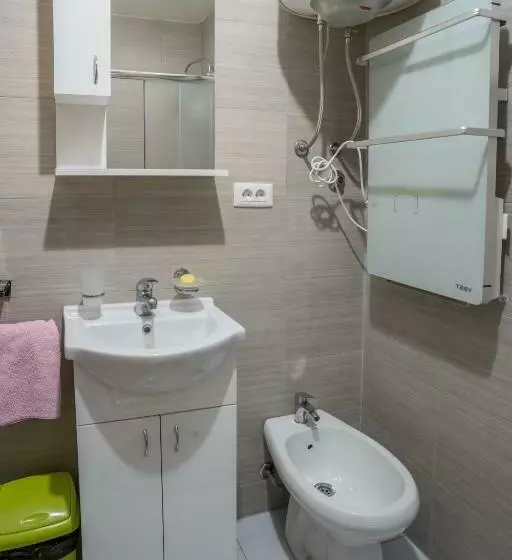 پانسیون Kik Accommodation
