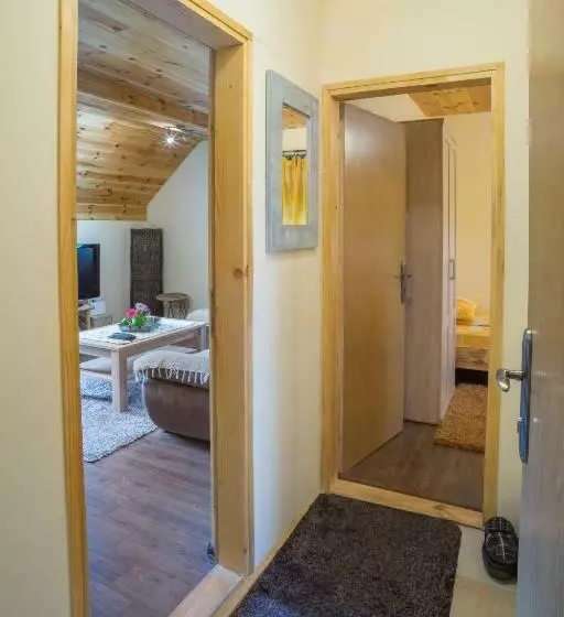 پانسیون Kik Accommodation