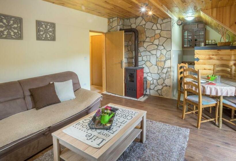 پانسیون Kik Accommodation