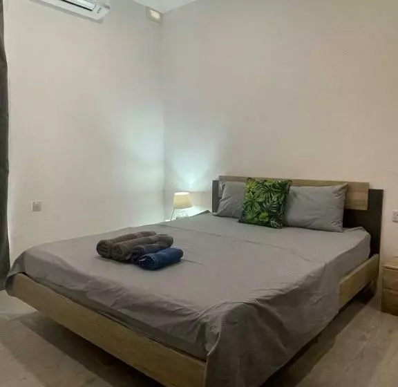 پانسیون City Center Properties Modern Room With Ac & Ensuit Bathroom Room 1