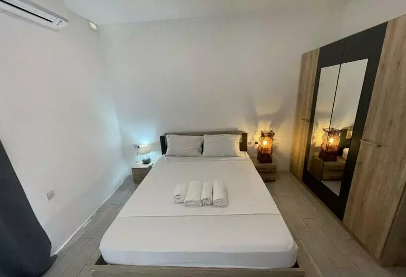 پانسیون City Center Properties Modern Room With Ac & Ensuit Bathroom Room 1