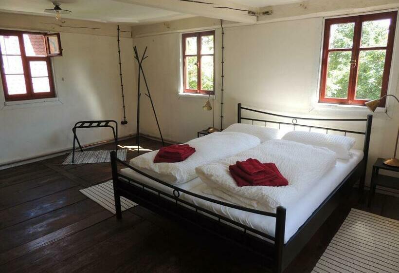 Pensionat Pilger  Und Radlerherberge Herberge Im Hofhaus