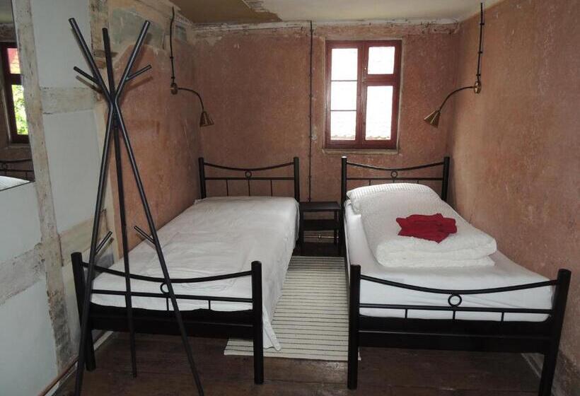 Pensionat Pilger  Und Radlerherberge Herberge Im Hofhaus