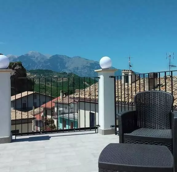 Majatalo Primae Noctis Rooms