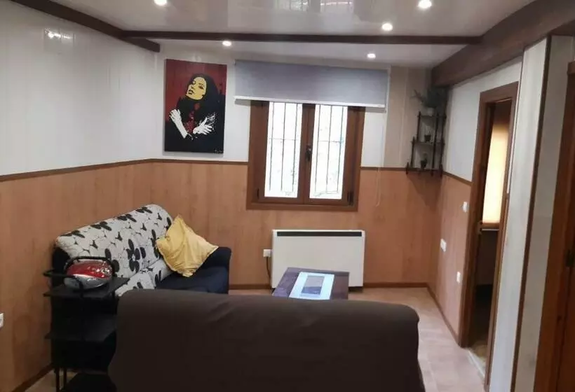 Precioso ático Con Gran Terraza. Ideal Para Parejas