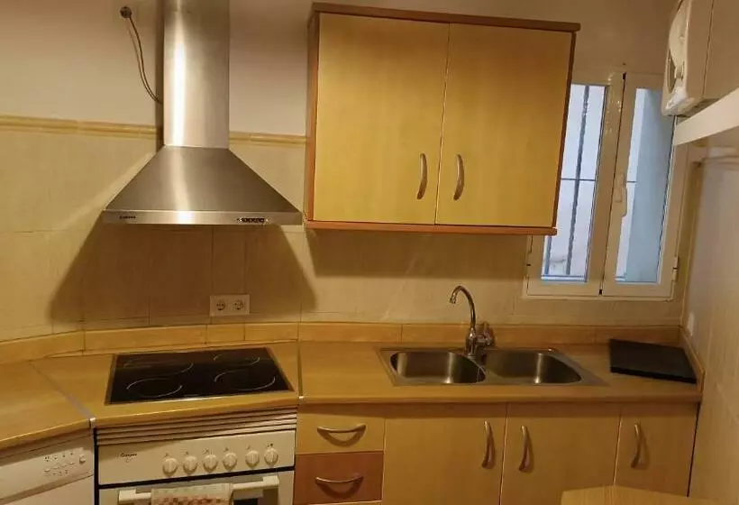 Precioso ático Con Gran Terraza. Ideal Para Parejas