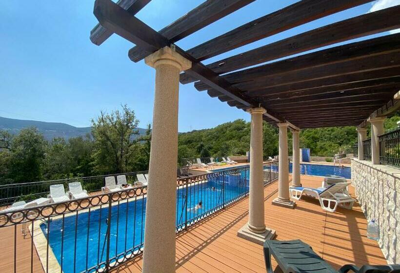 Adria Sea & Mountains