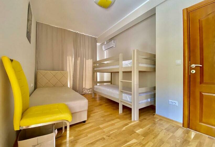 Adria Sea & Mountains