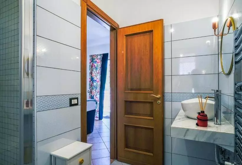 تختخواب و صبحانه Villa Luce