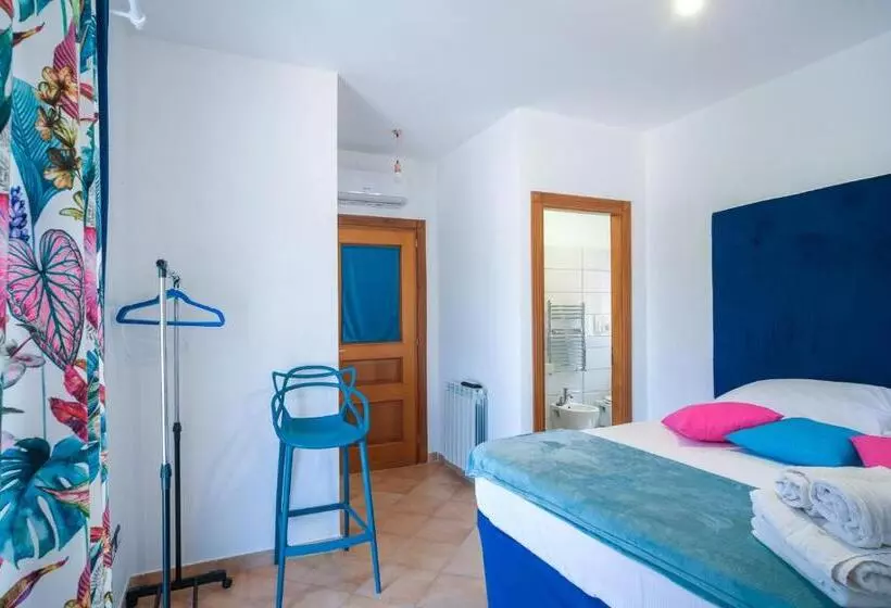 تختخواب و صبحانه Villa Luce