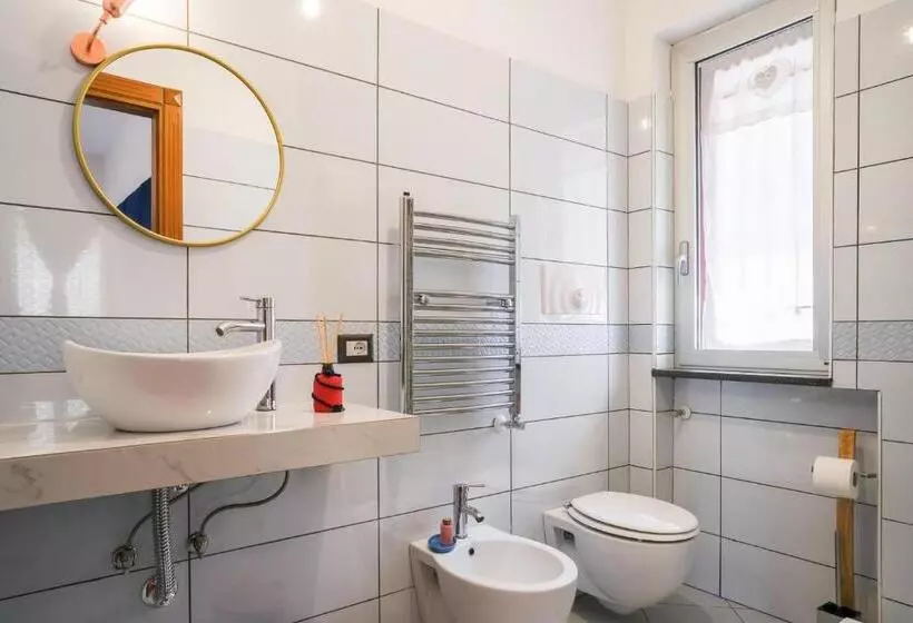 تختخواب و صبحانه Villa Luce