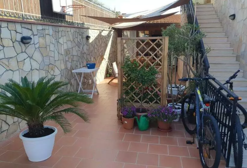 ペンション Casetta Delle Mimose