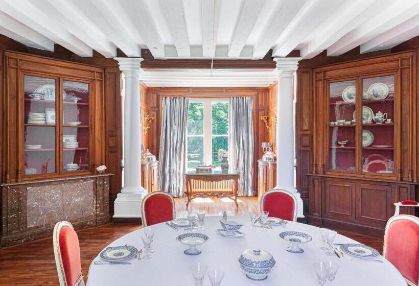 Bed and Breakfast Château De Paradis