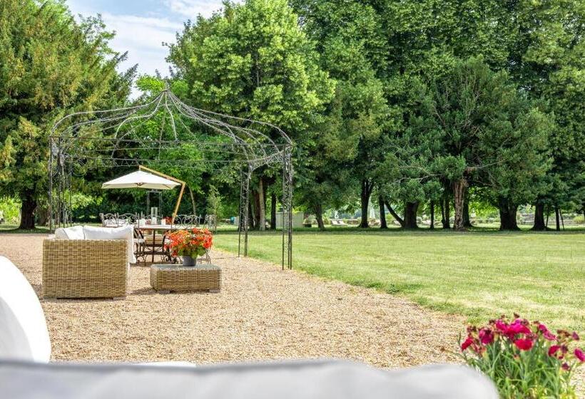 Bed and Breakfast Château De Paradis