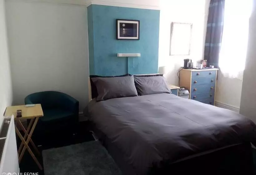 Aamiaismajoitus (B&B) Snowdon House Single Rooms For Solo Travellers