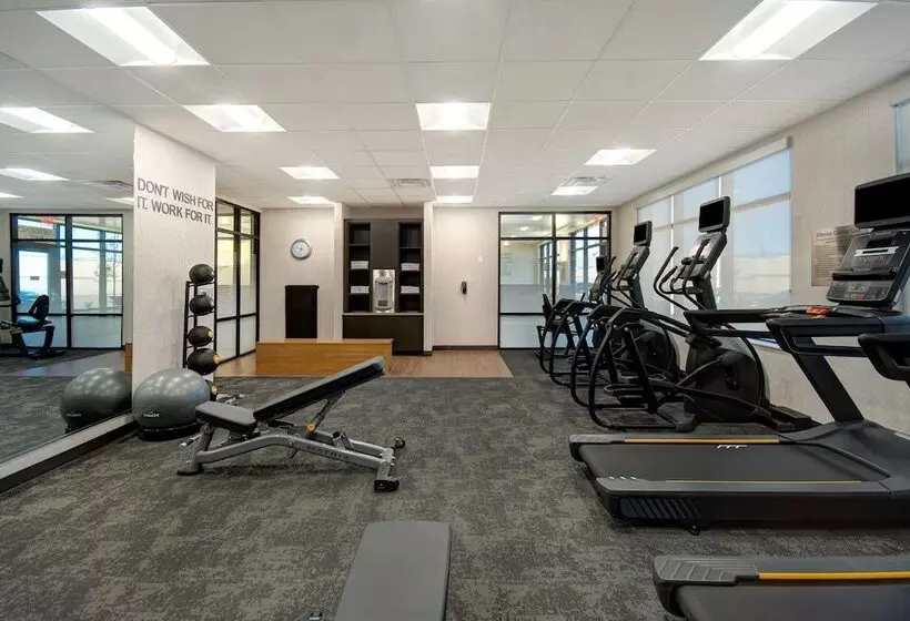 Hotelli Fairfield Inn & Suites Lancaster Palmdale