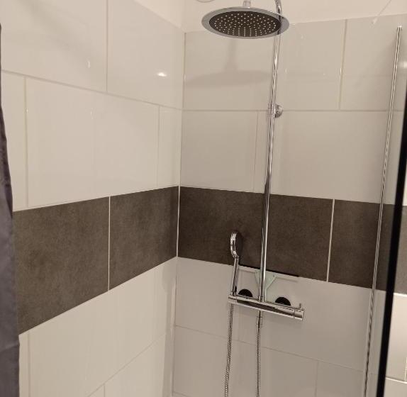 Le Soleil Du Luberon T2 Avec Terrasse, Parking Et Clim