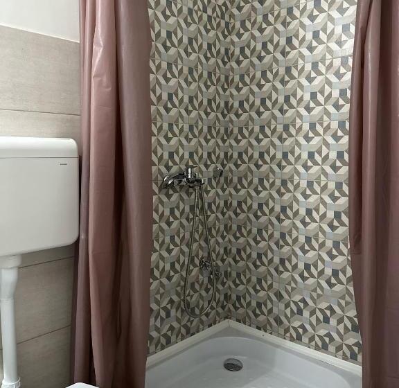 پانسیون Vila Storia