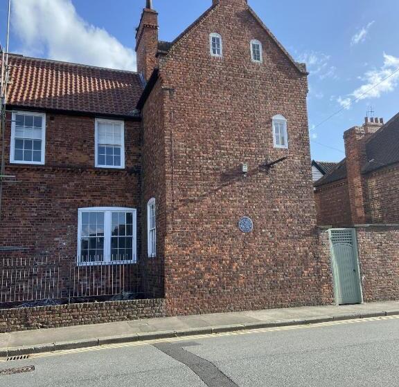 Red Barns Bed & Breakfast