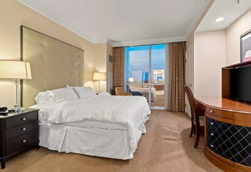 Balcony Unit At The Mgm Grand Signture