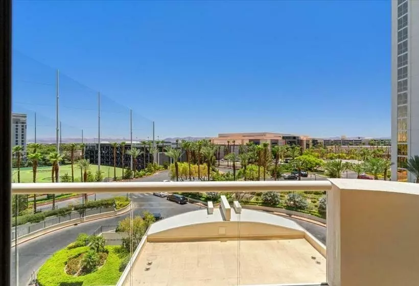 Balcony Unit At The Mgm Grand Signture