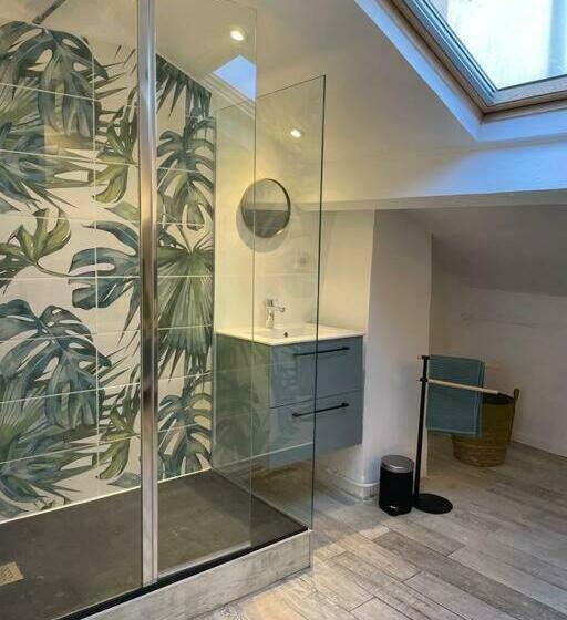 Superbe Loft Avec Terrasse à 2 Pas Du Palais Des Papes