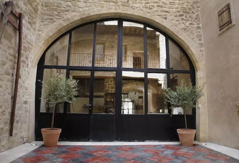 ベッドアンドブレックファースト La Maison D En Bas Des Seigneurs