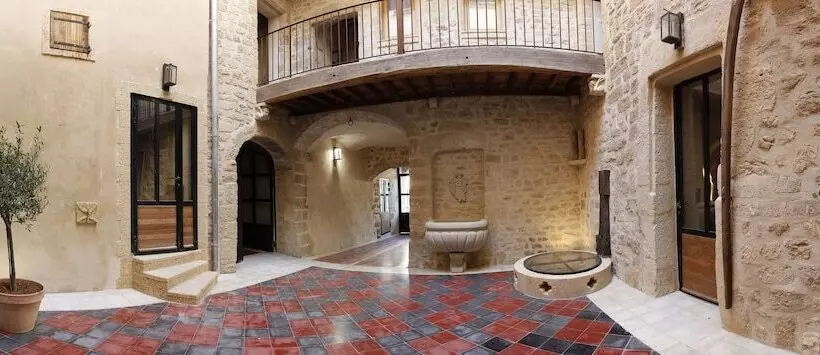 ベッドアンドブレックファースト La Maison D En Bas Des Seigneurs