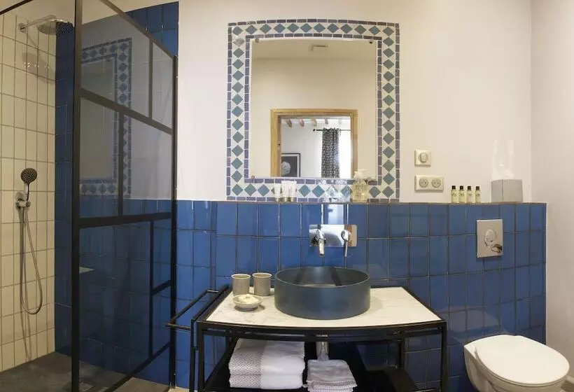 ベッドアンドブレックファースト La Maison D En Bas Des Seigneurs