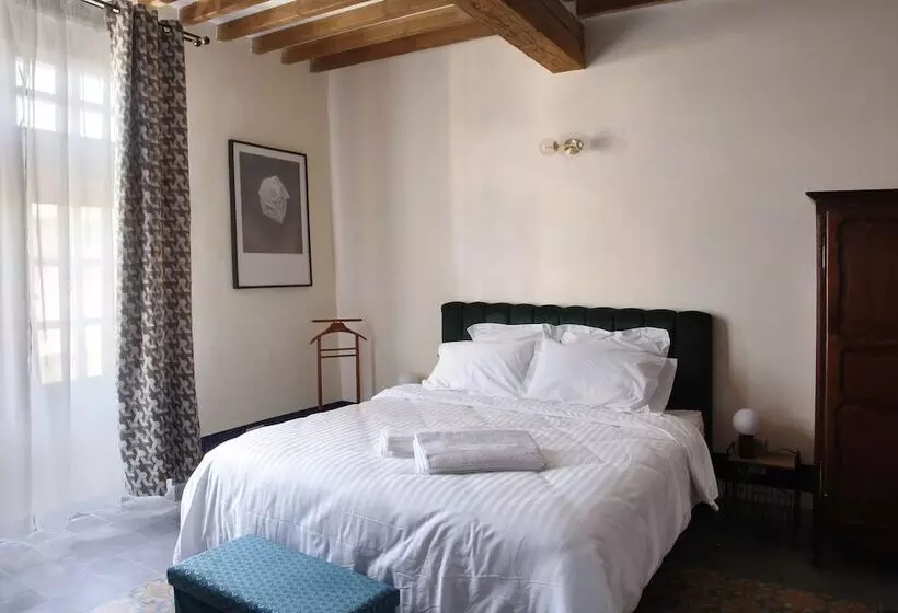 ベッドアンドブレックファースト La Maison D En Bas Des Seigneurs
