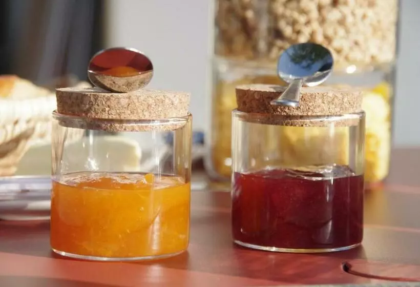 ベッドアンドブレックファースト Le Grand Cèdre   2 Chambres D Hôtes   Sud Ardèche