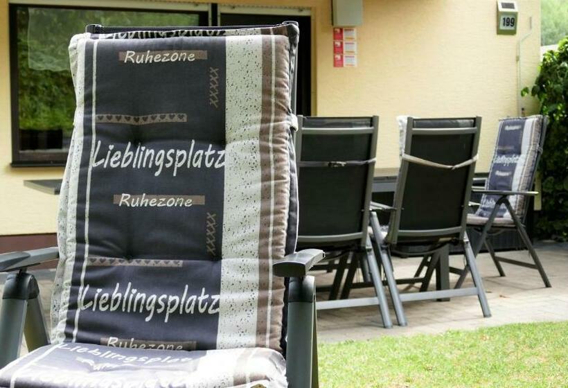 Helles Ferienhaus Im Landhausstil Für Bis Zu 10 Personen