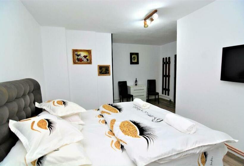 پانسیون La Păușa