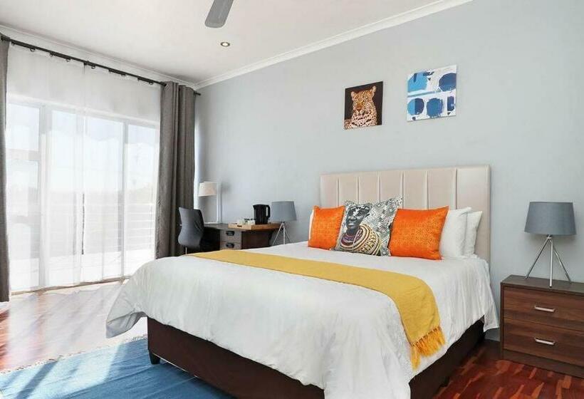 Prestigious Guest Villa