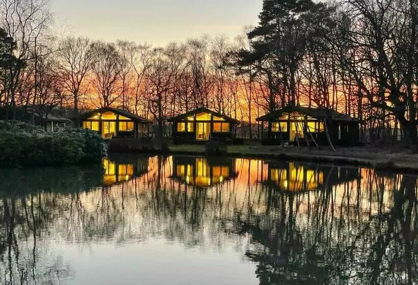 Lomakeskus Great Wood Lodges