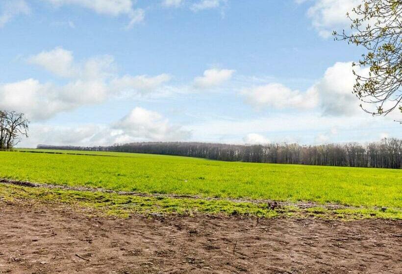 אתר נופש Wold View Farm