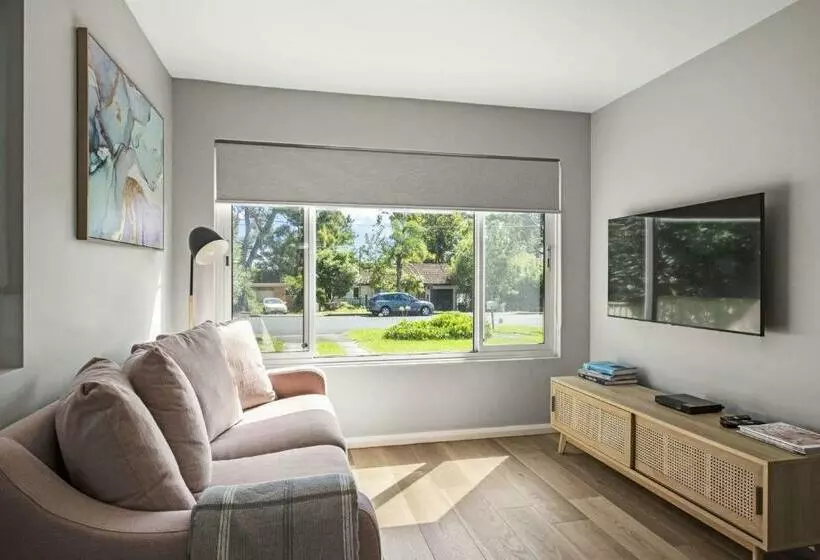 Salt Life Studio 47   Belle Escapes Jervis Bay