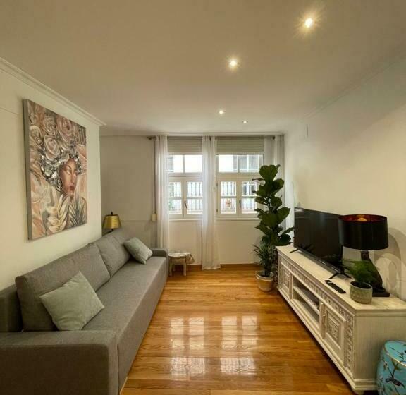 A Das Marias Gallery