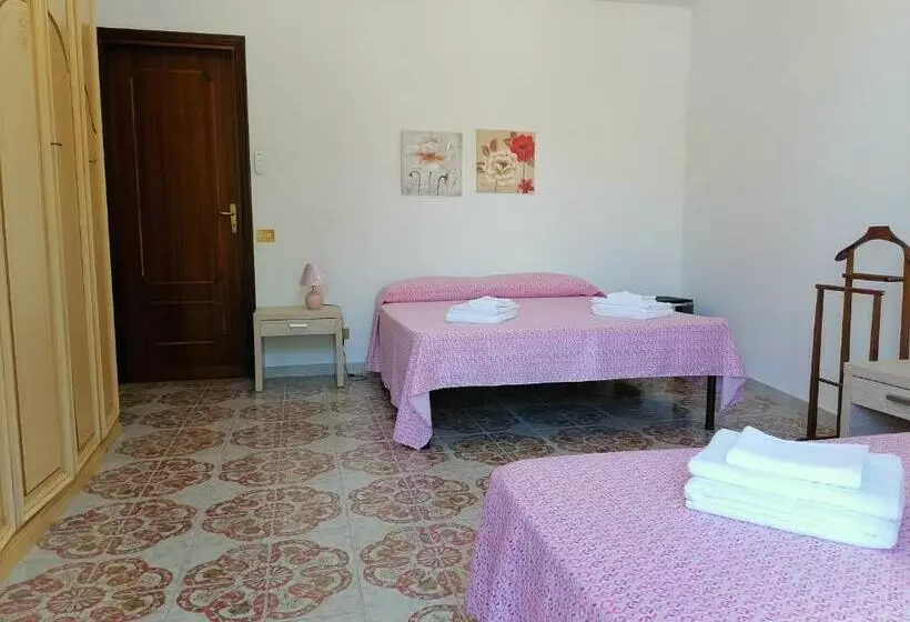 تختخواب و صبحانه Le Stanze Della Villa