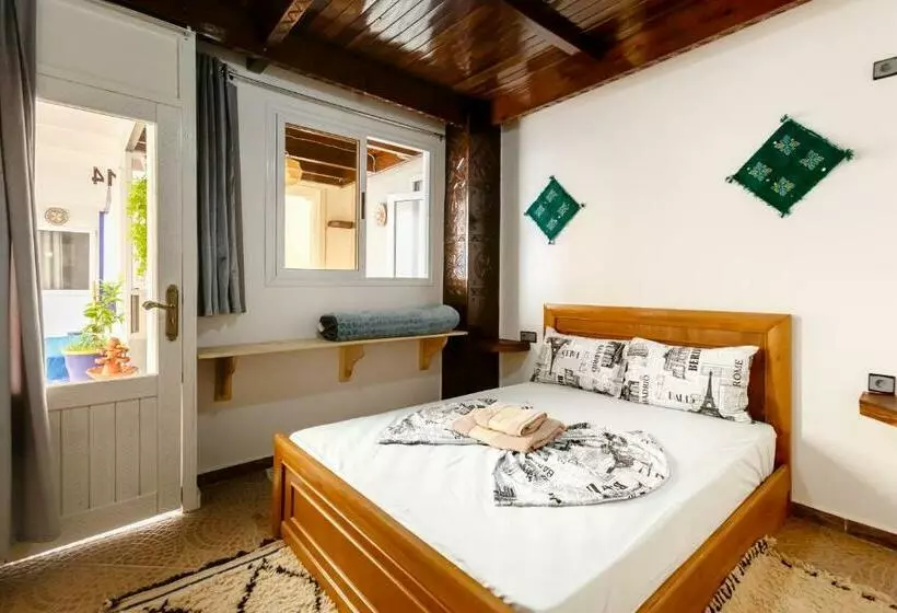 Aamiaismajoitus (B&B) The Rina Hostel