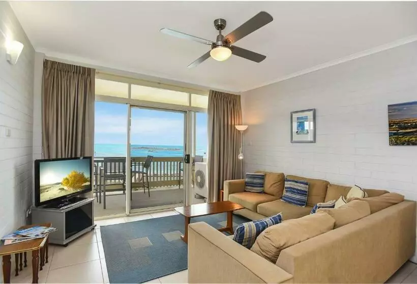 The Dolphins 7    Beachfront View To Remember