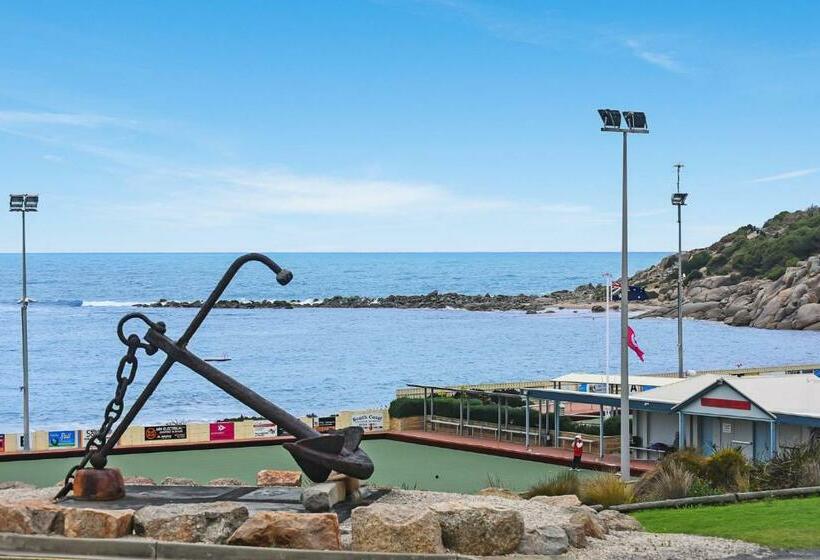 The Dolphins 7 Beachfront View To Remember