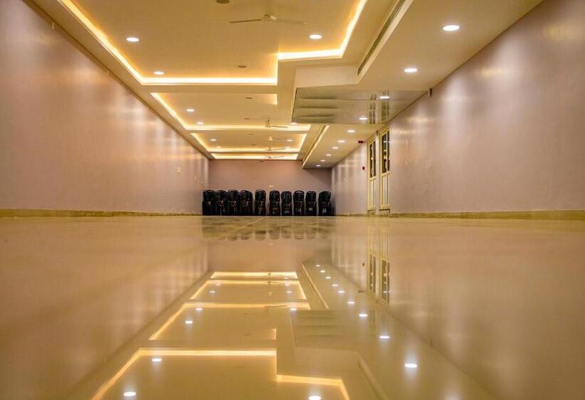 Hotel Kkm International