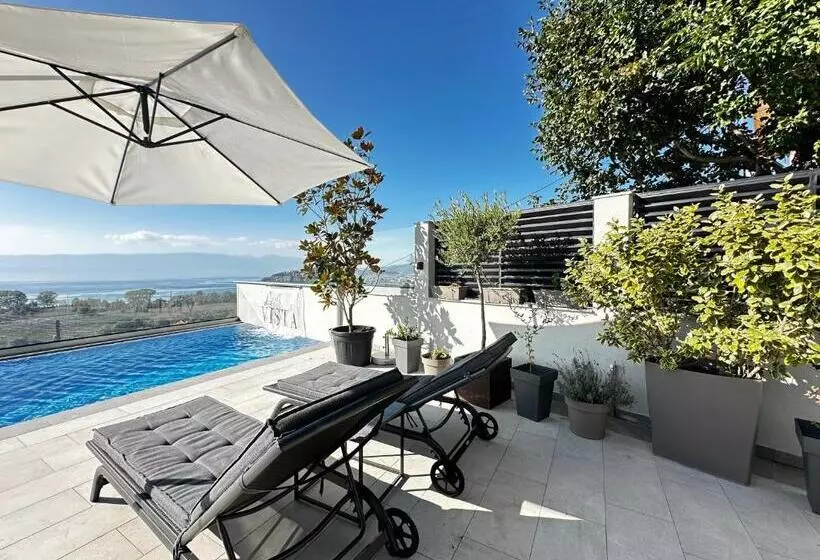 هتل La Vista Luxury Villa