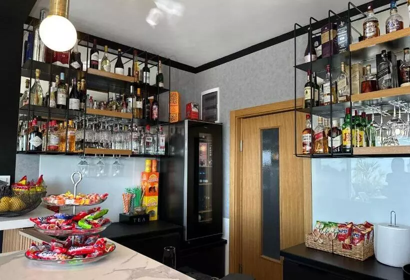 هتل La Vista Luxury Villa